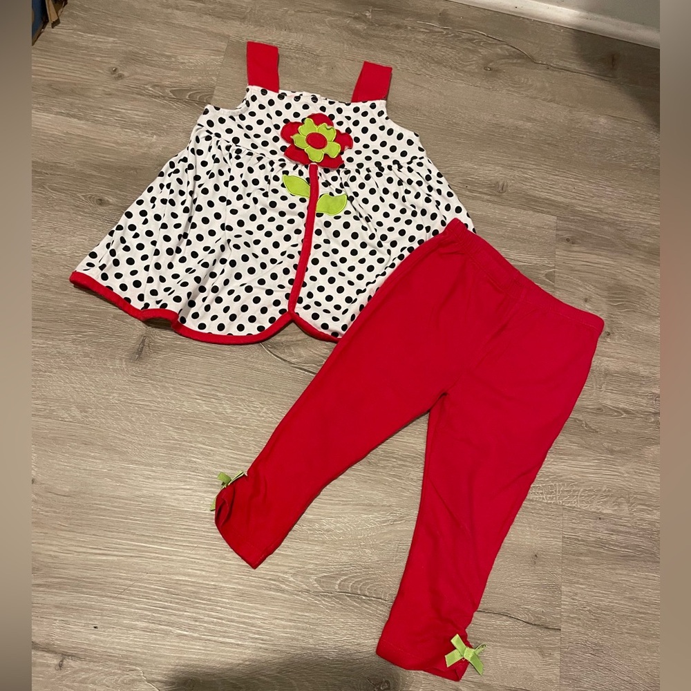 Red and dotted outfit 4T